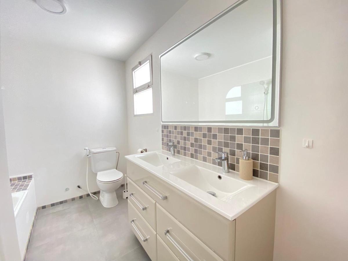 エステポナ Townhouse W/Sea View & Gardenヴィラ エクステリア 写真