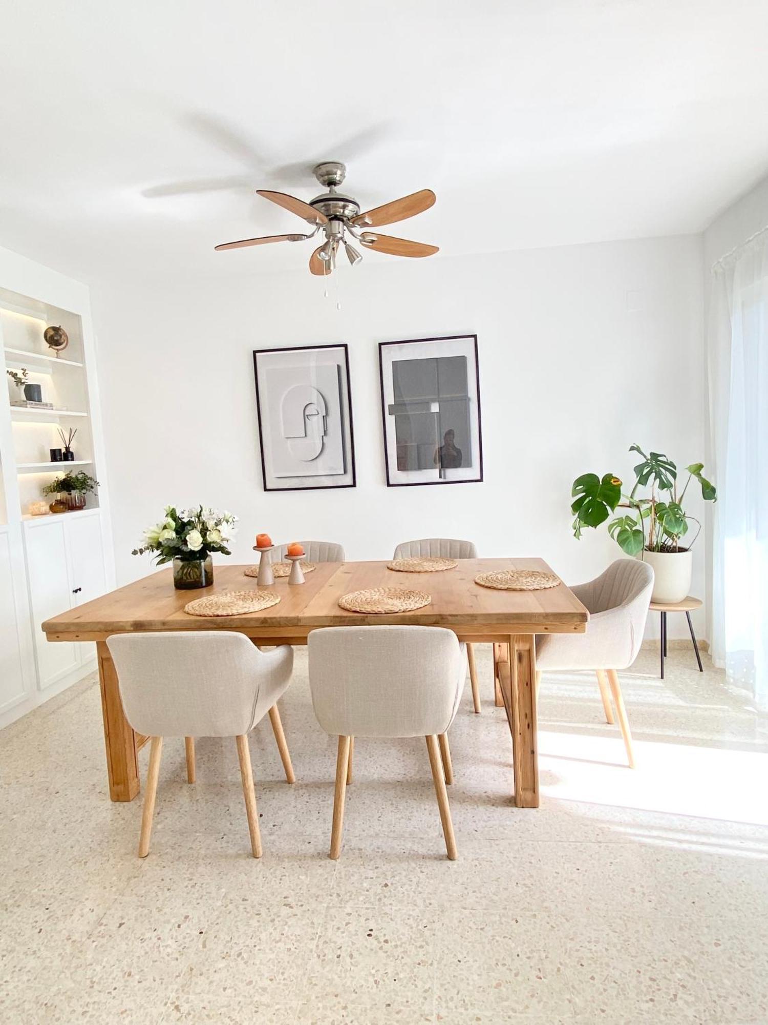 エステポナ Townhouse W/Sea View & Gardenヴィラ エクステリア 写真
